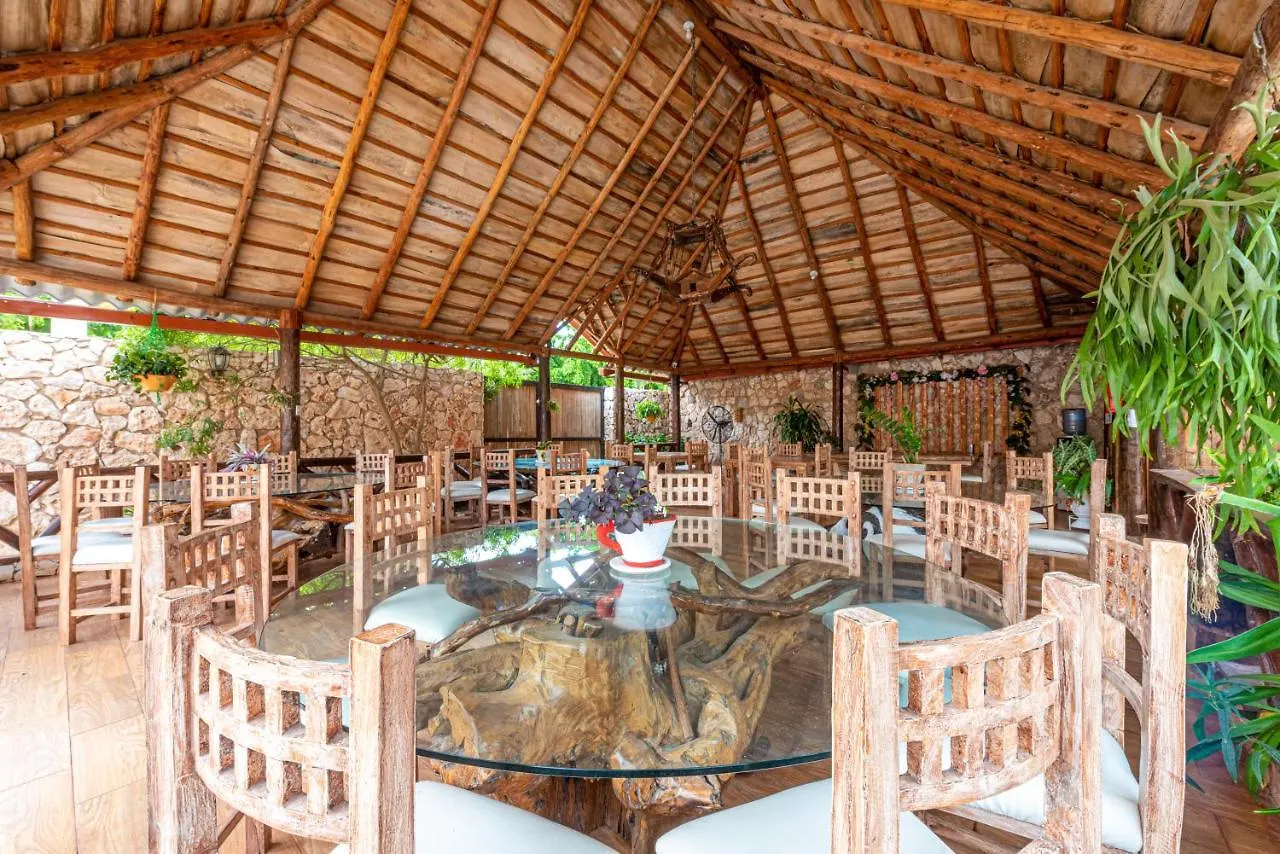 Vista De Aguilas Ecolodge Pedernales 0*,