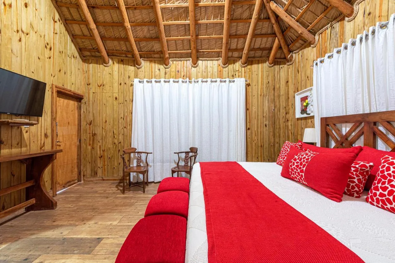 Vista De Aguilas Ecolodge Pedernales